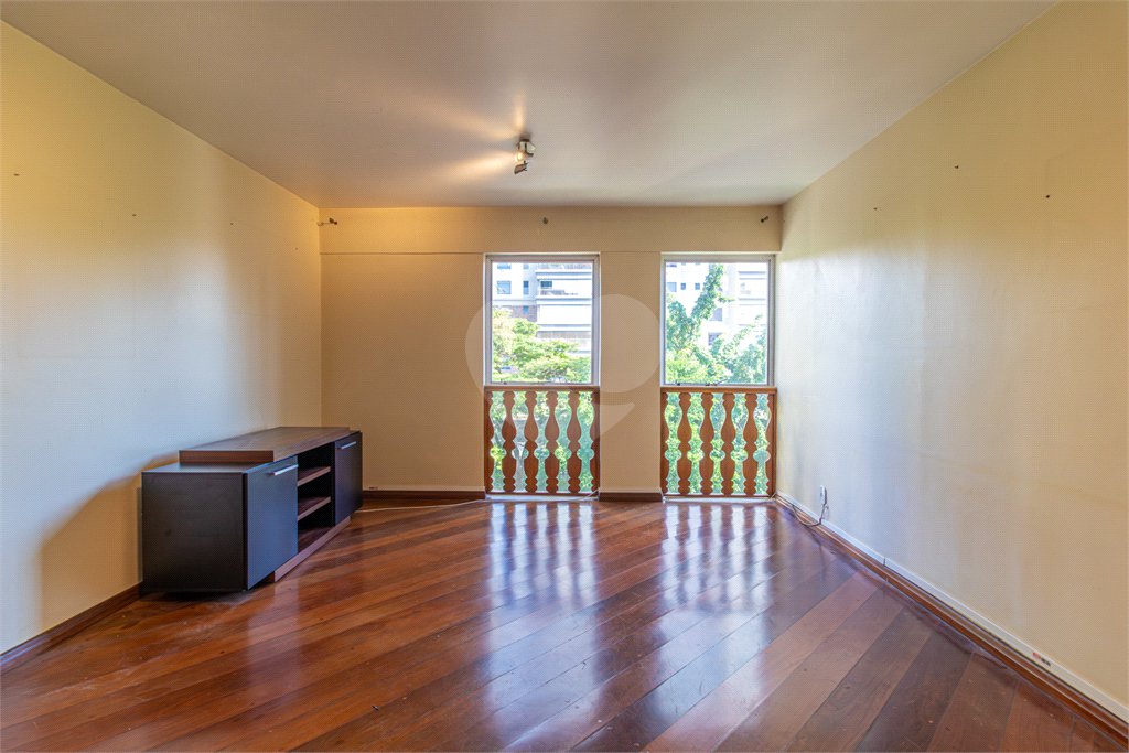 Apartamento à venda com 3 quartos em Santo Amaro, São Paulo, SP