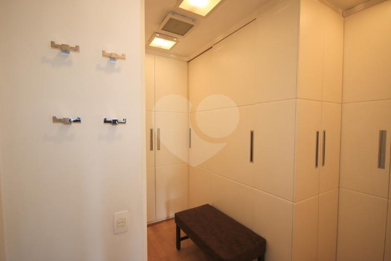Casa à venda com 3 quartos, sendo 2 suítes,  em Vila Tramontano, São Paulo, SP