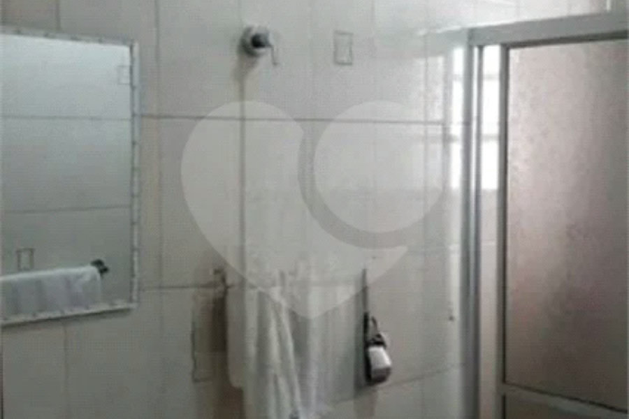 Sobrado à venda com 4 quartos, sendo 2 suítes, em Tremembé, São Paulo, SP