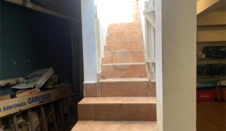 Casa à venda com 5 quartos, sendo 3 suítes,  em Vila Rosália, Guarulhos, SP