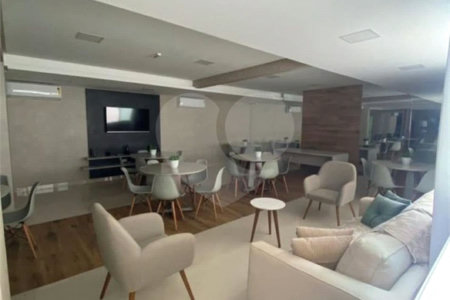Apartamento à venda com 2 quartos, sendo 1 suíte, no Centro, Mongaguá, SP