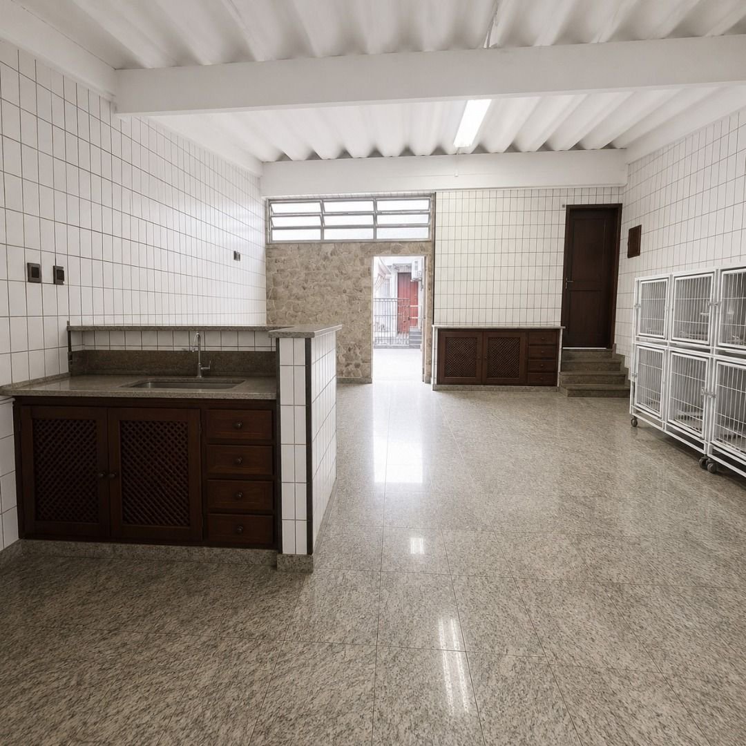 Casa Comercial com 2 dormitórios, 227 m² - venda por R$ 2.000.000 ou aluguel por R$ 9.605 - Vila Belmiro - Santos/SP