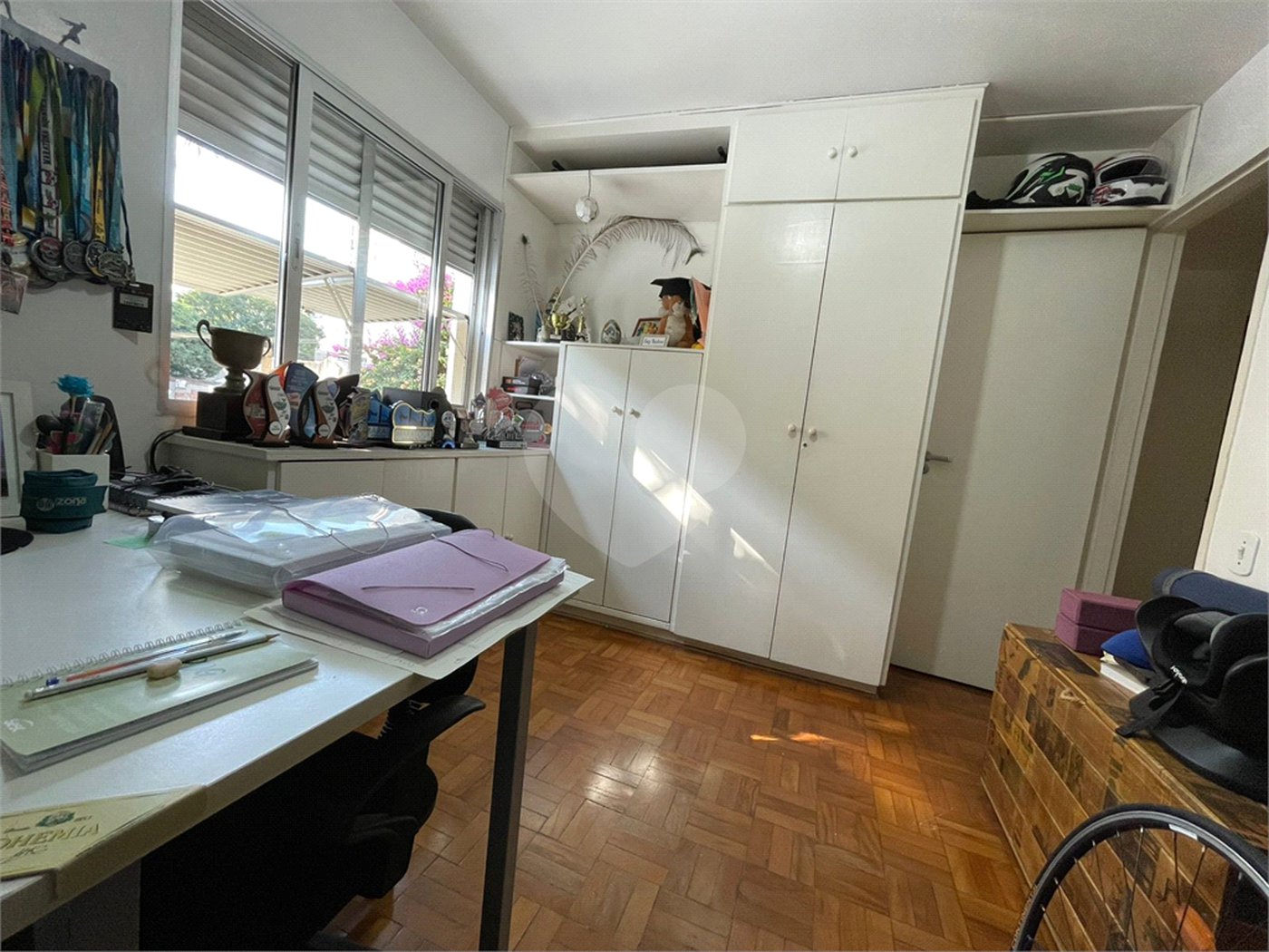 Apartamento à venda com 3 quartos, sendo 1 suíte,  em Vila Mariana, São Paulo, SP