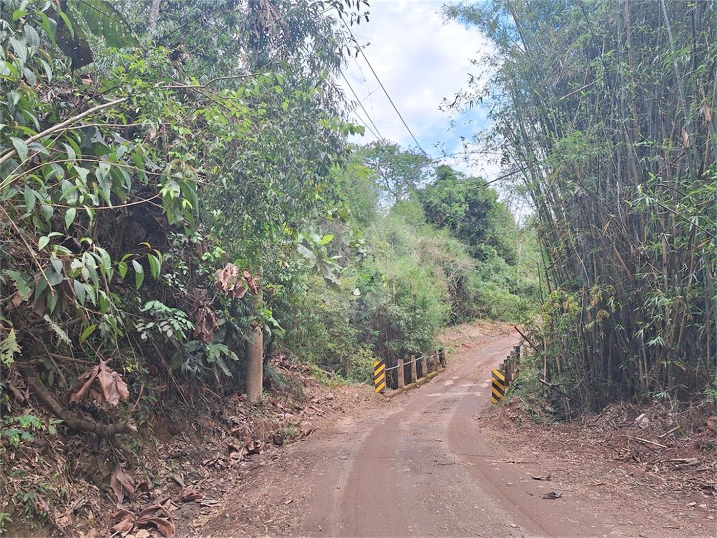 Terreno à venda com 1 suíte em Caixa D´água, Vinhedo, SP