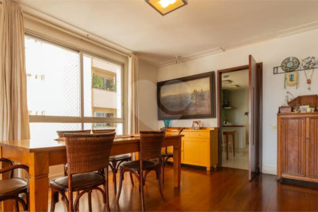 Apartamento à venda com 4 quartos, sendo 1 suíte,  em Cidade Monções, São Paulo, SP