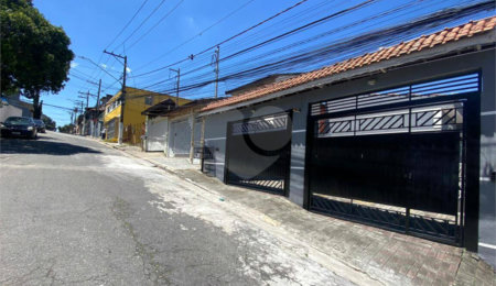 Casa à venda com 2 quartos no condomínio Cojunto Residencial Victoria, São Paulo - SP