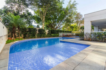 Apartamento à venda com 3 suítes em Vila Cordeiro, São Paulo, SP