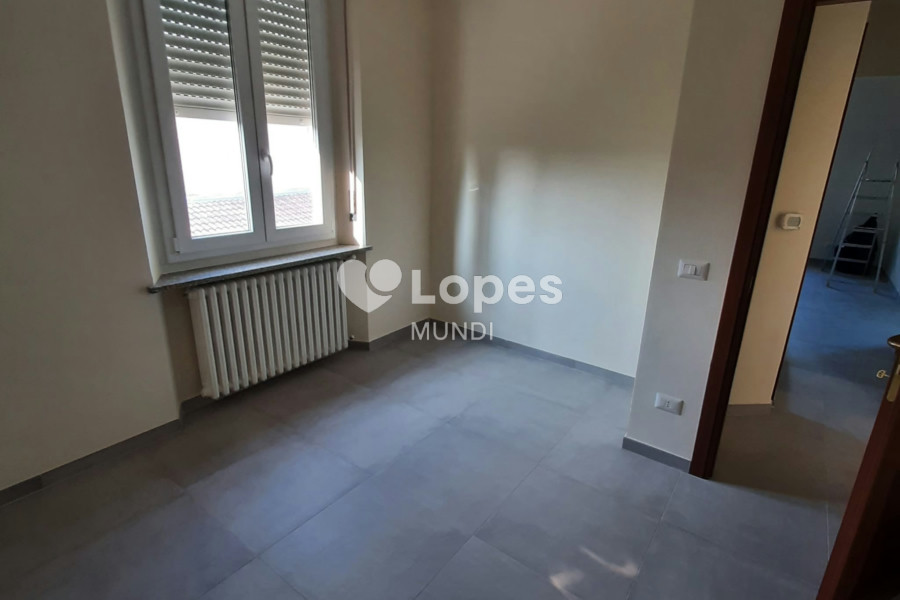 Casa renovada com 4 quartos à venda em Trino, Vercelli – 2 unidades independentes