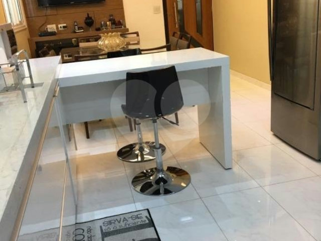 Sobrado à venda com 3 suítes em Vila Nova Cachoeirinha, São Paulo, SP