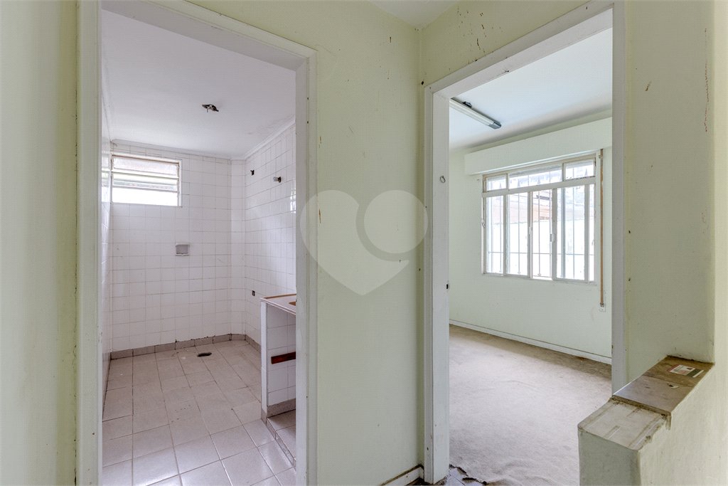 Sobrado à venda com 5 quartos, sendo 3 suítes,  em Jardim Luzitânia, São Paulo, SP