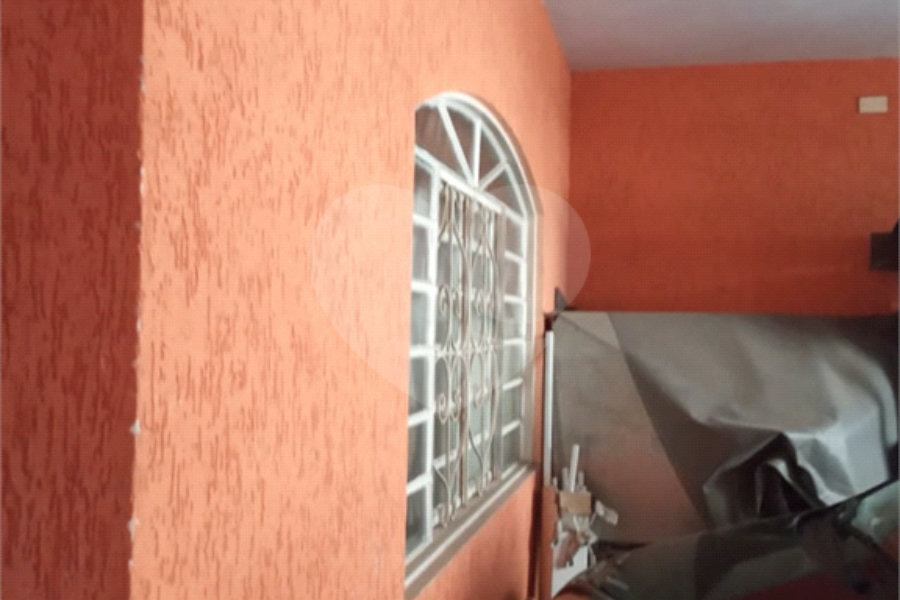 Sobrado à venda com 4 quartos em Tremembé, São Paulo, SP