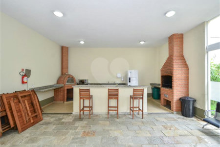 Apartamento à venda com 3 quartos, sendo 1 suíte, em Vila Gumercindo, São Paulo, SP