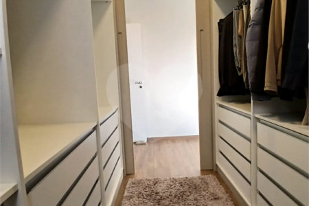 Casa à venda com 4 suítes no condomínio Porto Atibaia, Atibaia - SP