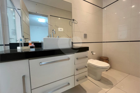 Casa à venda com 6 suítes no condomínio Chácara Francesa, São Paulo - SP
