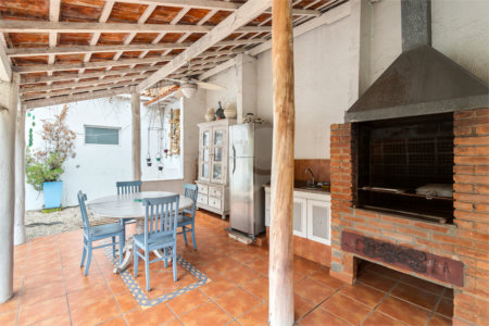 Casa à venda com 3 quartos, sendo 2 suítes,  em Alto da Boa Vista, São Paulo, SP