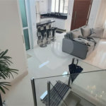Casa à venda com 3 quartos, sendo 1 suíte, no condomínio Residencial Gran Veiga, São Paulo - SP