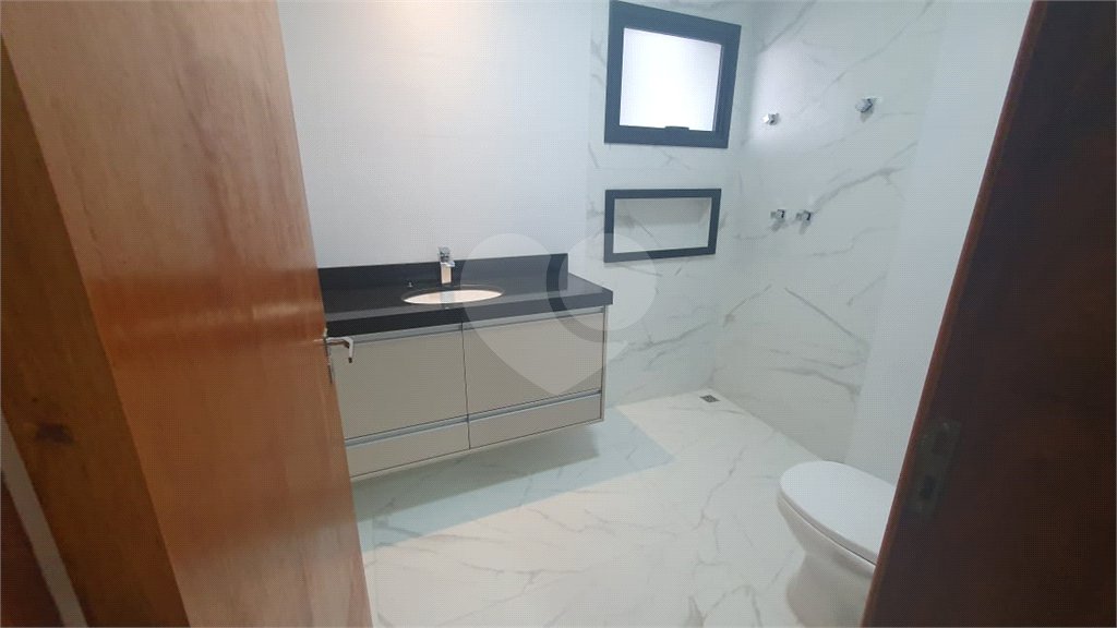 Casa à venda com 3 quartos, sendo 1 suíte, no condomínio Residencial Evidências, Indaiatuba - SP