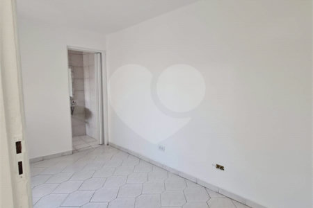 Sobrado à venda ou para alugar com 3 quartos, sendo 1 suíte, em Alto da Boa Vista, São Paulo, SP