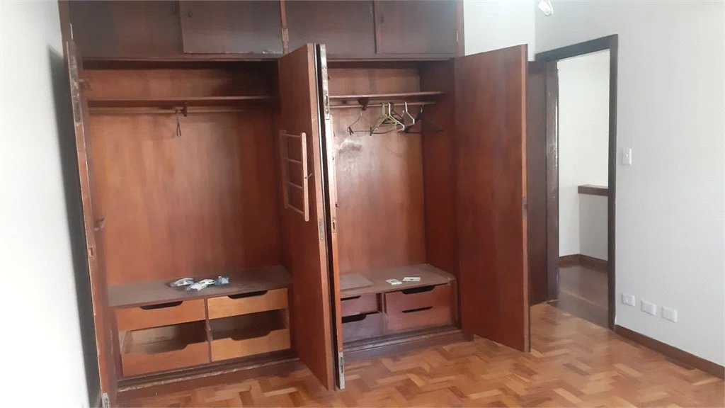 Casa à venda com 3 quartos, sendo 1 suíte,  em Brooklin Paulista, São Paulo, SP