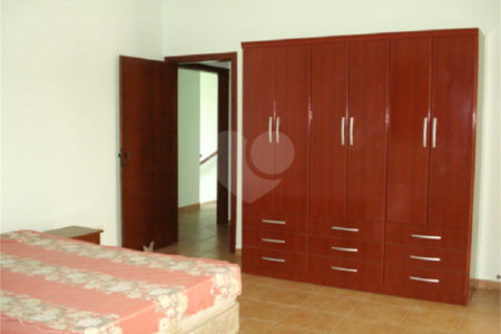 Sobrado para alugar com 5 quartos, sendo 2 suítes,  em Vila Suíça, Indaiatuba, SP