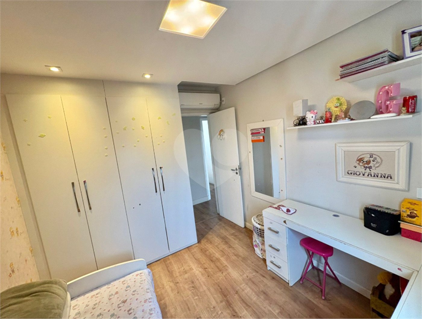 Cobertura à venda com 3 quartos, sendo 1 suíte, em Vila Mariana, São Paulo, SP