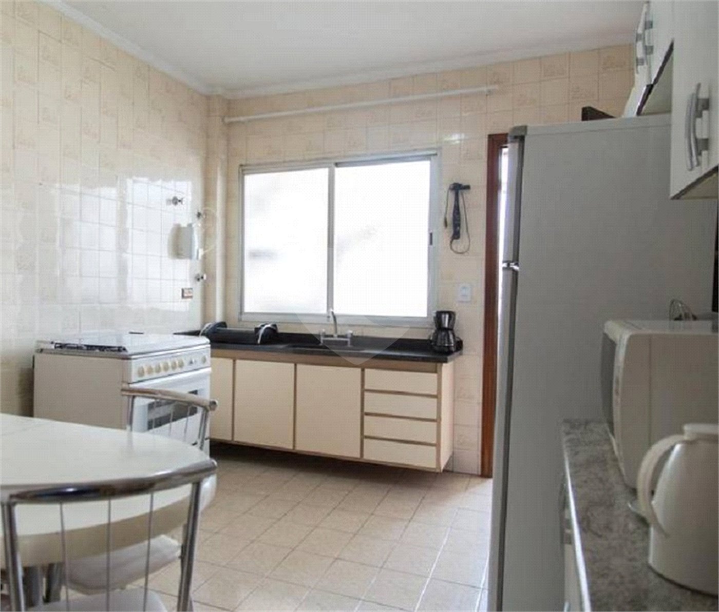 Apartamento à venda com 3 quartos, sendo 1 suíte, em Jardim Guimarães, Guarulhos, SP