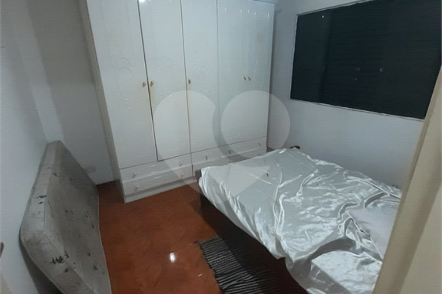 Sobrado à venda com 3 quartos em São Miguel Paulista, São Paulo, SP