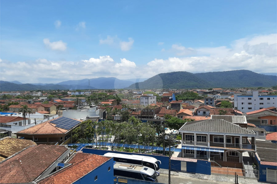 Apartamento à venda com 2 quartos, sendo 1 suíte, em Vera Cruz, Mongaguá, SP