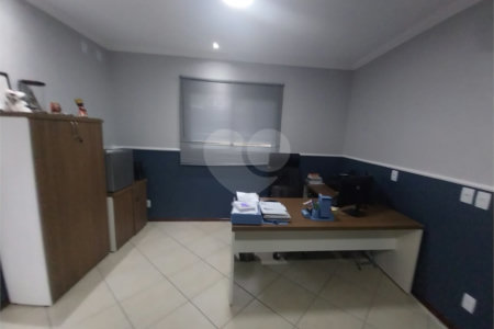 Casa Térrea Disponível para Locação e Venda no Condomínio Vilaggio Capriccio