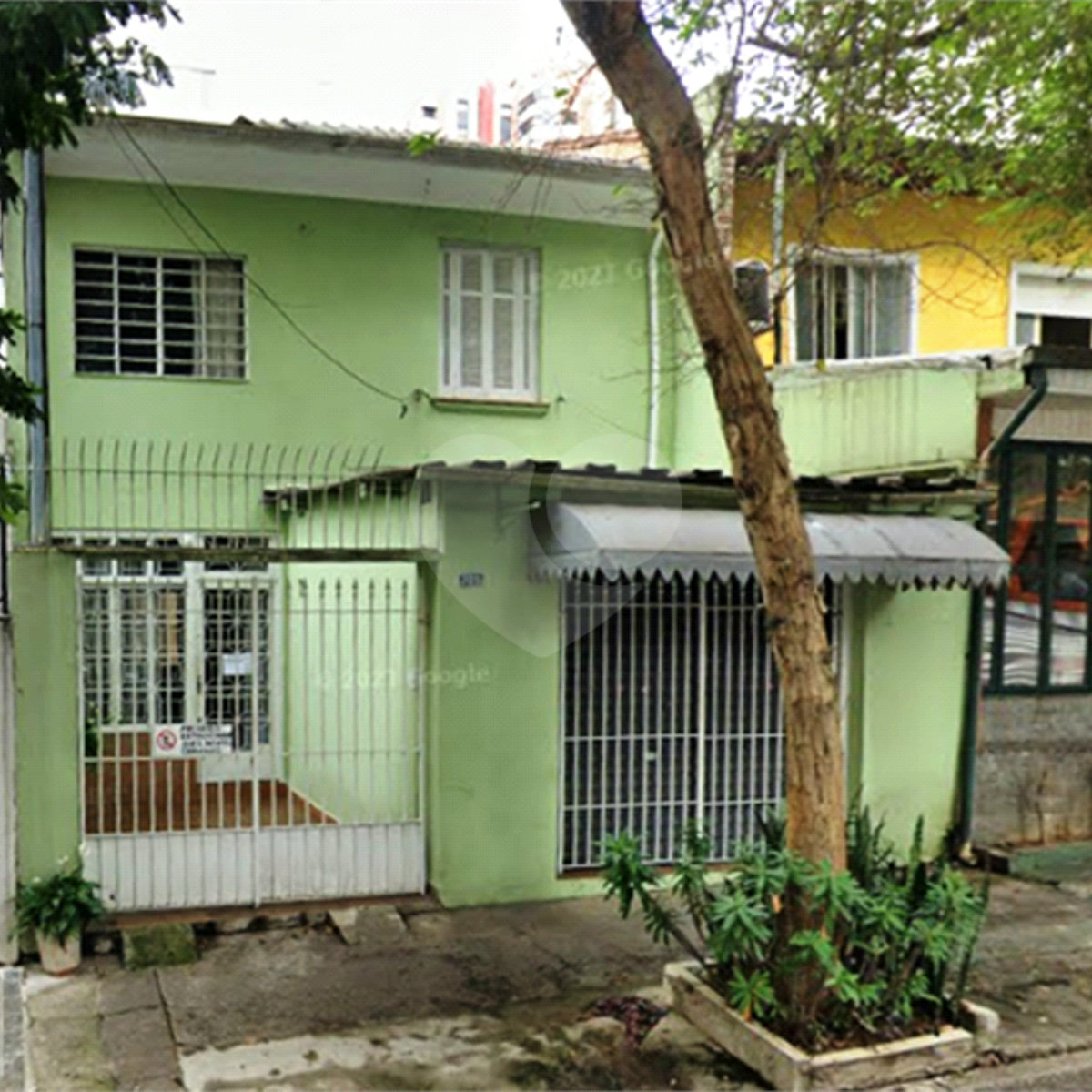 Sobrado à venda com 3 quartos em Moema, São Paulo, SP