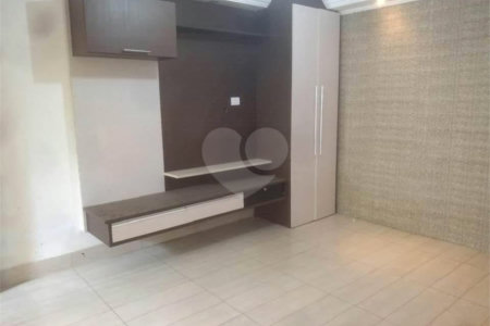 Casa à venda com 4 quartos, sendo 1 suíte,  em Vila Suissa, Mogi das Cruzes, SP