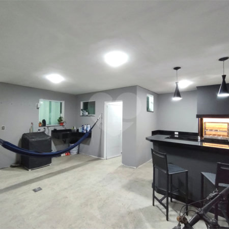 Casa à venda com 3 quartos, sendo 1 suíte,  em Residencial Colinas, Mogi das Cruzes, SP