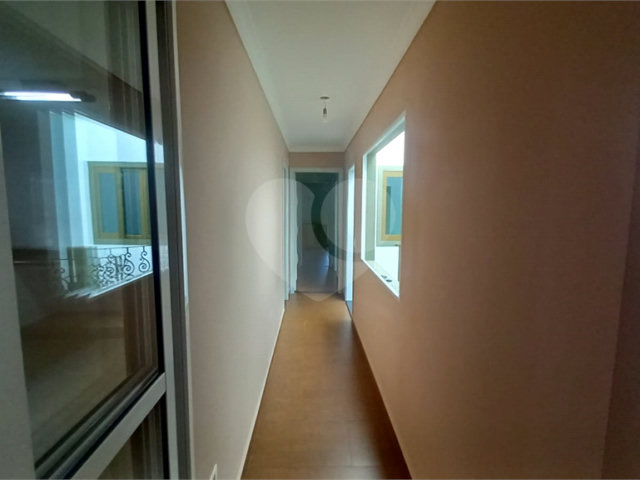 Sobrado à venda com 4 quartos, sendo 2 suítes,  em Tremembé, São Paulo, SP