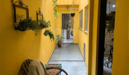 Sobrado à venda com 2 quartos, sendo 1 suíte,  em Cupecê, São Paulo, SP