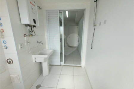 Apartamento à venda com 3 quartos, sendo 1 suíte, em Barra Funda, São Paulo, SP