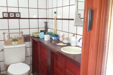 Sobrado à venda com 3 quartos, sendo 1 suíte,  em Vila Caputera, Mogi das Cruzes, SP