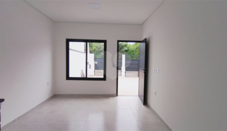Casa de Vila à venda com 2 quartos em Jardim das Orquídeas, Sorocaba, SP