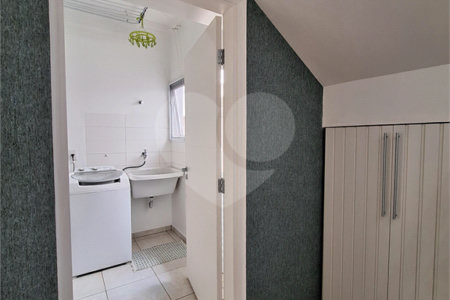 Casa à venda com 3 suítes no condomínio Residencial Villa Di Treviso, Vinhedo - SP