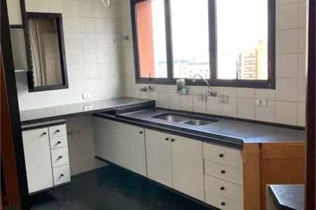 Apartamento à venda com 4 quartos, sendo 3 suítes, em Vila Suzana, São Paulo, SP