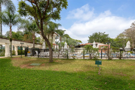 Apartamento à venda com 4 quartos, sendo 3 suítes, em Alto da Boa Vista, São Paulo, SP