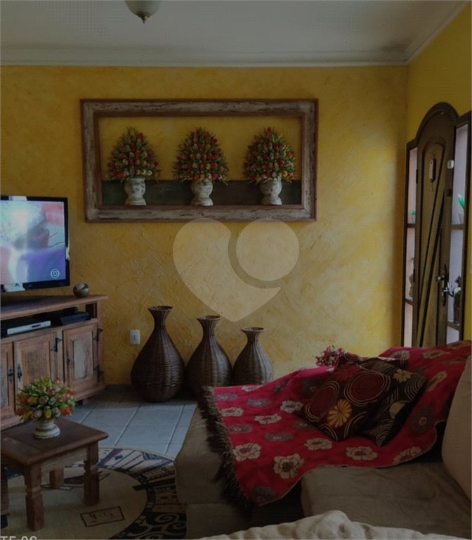 Sobrado à venda com 3 quartos, sendo 1 suíte, em Esplanada do Carmo, Jarinu, SP