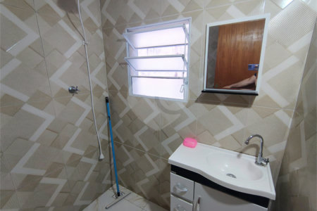 Casa Térrea à venda com 2 quartos em Vila Comercial, Jundiaí, SP