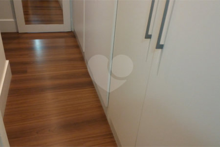 Apartamento à venda com 4 quartos, sendo 1 suíte,  em Tijuca, Rio de Janeiro, RJ