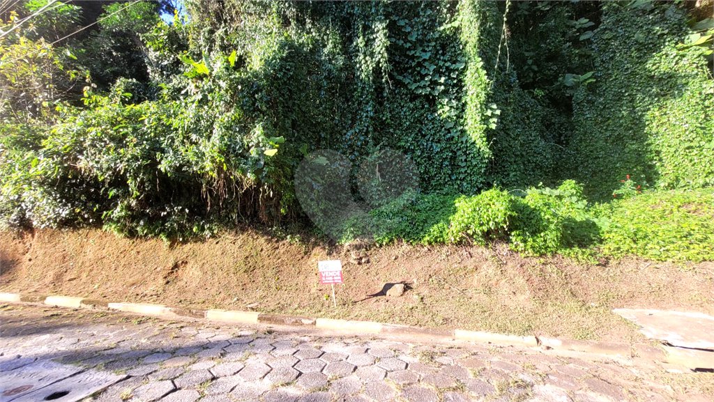 Terreno à venda no condomínio Parque Imperial da Cantareira, Mairiporã - SP