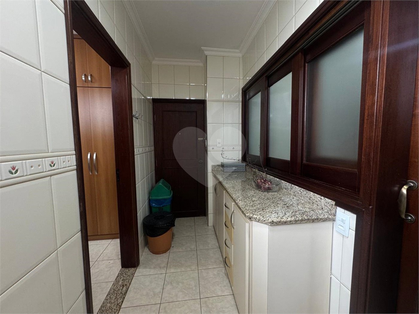 Apartamento à venda com 3 quartos, sendo 1 suíte, no Centro, Ribeirão Preto, SP