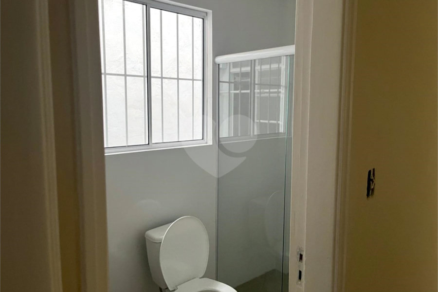 Sobrado à venda ou para alugar com 4 quartos, sendo 1 suíte, em Santana, São Paulo, SP