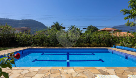Casa à venda com 6 quartos, sendo 4 suítes,  em Barequeçaba, São Sebastião, SP