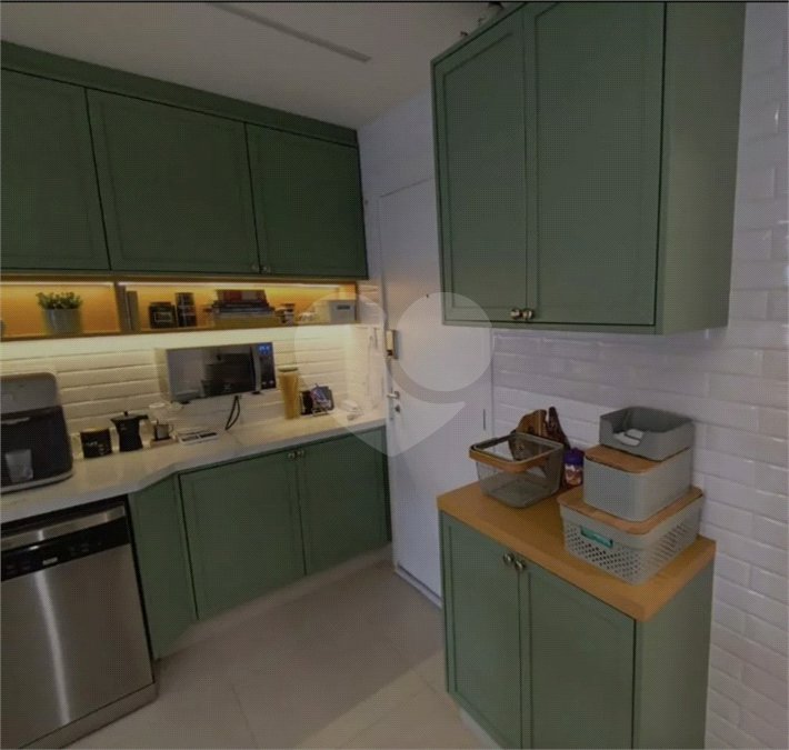 Apartamento para alugar com 3 suítes em Chácara Santo Antônio, São Paulo, SP