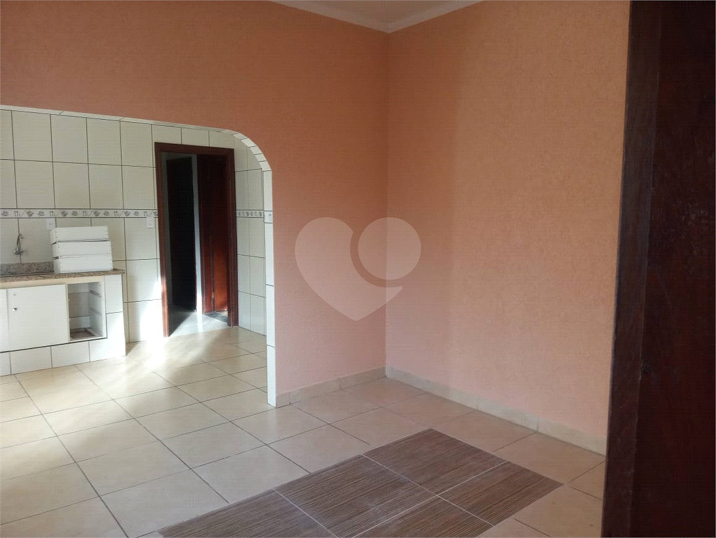 Casa térrea com salão comercial para venda no Maria Stella Fagá.