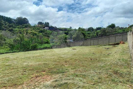 Terreno à venda no condomínio Villagio Di Verona, Vinhedo - SP